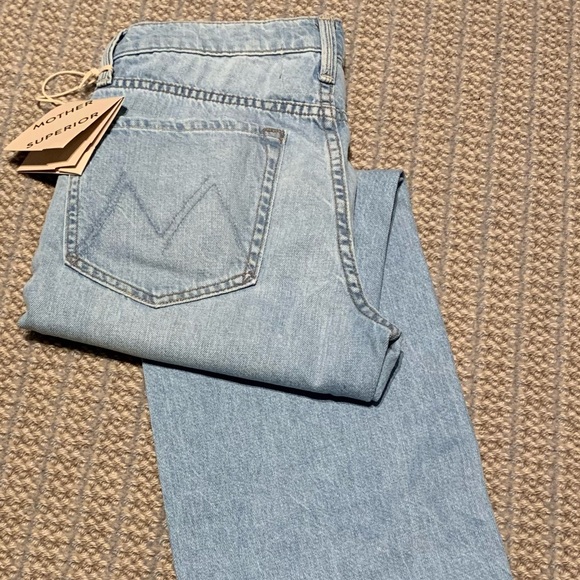 MOTHER The Mid Rise Rambler Zip Flood Ripped Off - Picture 7 of 8